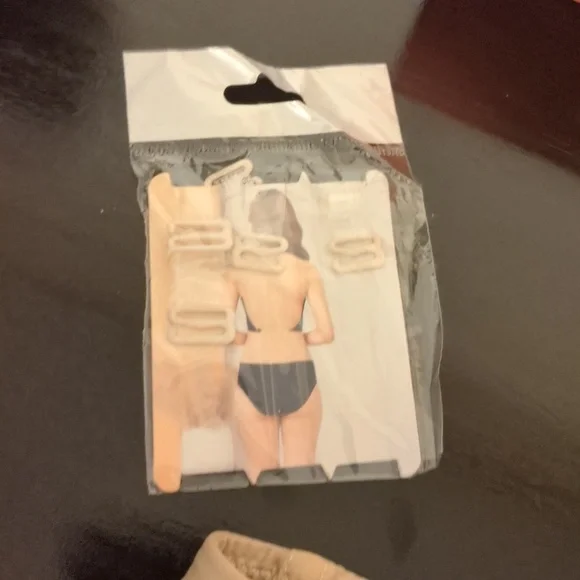 Sealsea Convertible Deep Plunge Low Back Beige Bra Size 36C - Picture 11 of 15